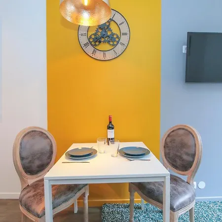L'Ocean, T2 Hypercentre Chic Et Cosy, Wifi Par Sovalfi Apartment Saint-Etienne  Exterior photo